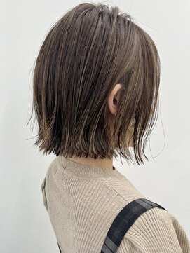 ネオリーブ クーロ(Neolive curro) 大人ハイライト♪ぱつっとベルボブ