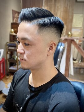 エルエー 大津店(L.A) ミドルスキンフェード　サイドパート　ハードパート