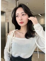 リリー(Lilley)&nbsp;【lilley 稲永麻衣】レイヤーカット+顔周りカット+韓国ヘア