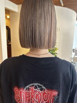 ブリッツ レボ(BLITZ-REVO) ブロンドボブ