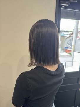 ラヴィン(LOVIN’) 髪質改善/オリーブグレー/ボブ