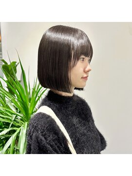 ヴィヴィー 福岡天神店(VIVIE) 自然な丸みのあるボブ