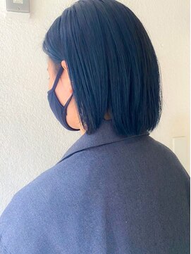 コロ(COLO) 着物ヘア ダークアッシュ ミディアムレイヤーカット 吉祥寺