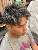 銀座マツナガ 浅草店&nbsp;短髪/ツーブロアップバング/シルバーメッシュ