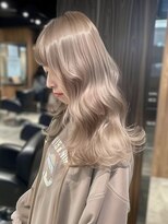 ネハス ナガオカ(nehus.nagaoka)&nbsp;ブリーチ/透明感カラー/ウルフレイヤーロング/ボブルフ