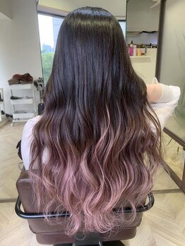 ボタニウム バイ アールサロン(BOTANIUM by RrSALON)の写真/【HPB AWARD 2023～2025 BEST SALON SILVER Prize受賞】海外風のデザインカラーで理想の髪色に！