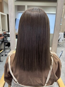 ヨロ(YoLo.) マロンベージュカラー