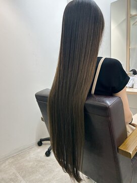 エレノア 自由が丘店(Eleanor) 自由が丘/艶ロング/トリートメント/イルミナカラー
