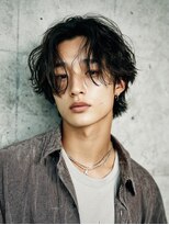 ダブルアール(RR MEN'S SALON)&nbsp;リバースセンターパート/ニュアンスパーマ/由比ヶ浜