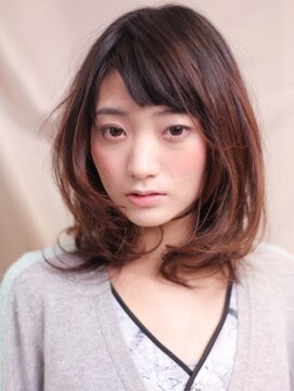 エマージュ 川崎(Emerge) リズムカルな動きで魅せるカジュアルへア