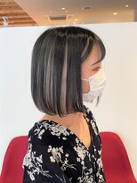 アズールサン 草加西口店(azule-sun)&nbsp;ベース暗めの　ミルクティーインナーカラー　ぷつっとボブ