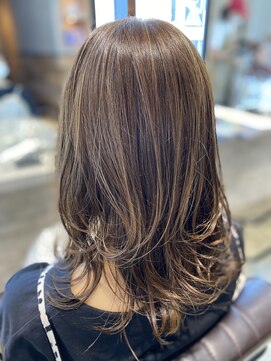 エイトセカンド 新宿三丁目店(EIGHT second) ゆるまきミディアム