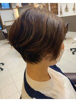 ワンダービューティーサノ(Wonder Beauty SANO)&nbsp;白髪ぼかしハイライト×ショート×池田早希