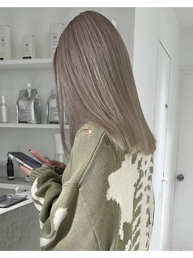 イト(ito.) ”Sakabe "ホワイトシルバー