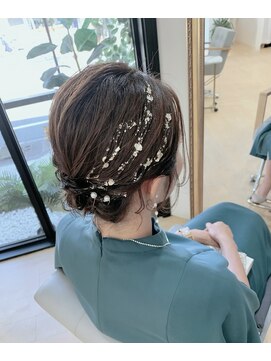 シャーマン(SHERMAN) ショートでも可愛くまとまる金箔ボブアレンジ♪（襟足2センチ位