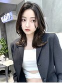 くびレイヤーエモージュインナーグレージュ前髪ピンクベージュ