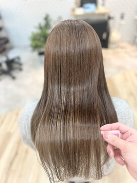 アグ ヘアー ミロ 本厚木店(Agu hair milo) ULTOWA×シルバーグレージュ〇本厚木