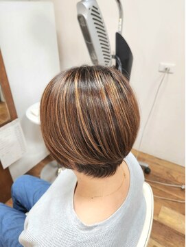 ジーウィズヘアー(G-with hair) ハイライトカラー+ショートボブ