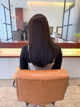 マーリャヘアー(mallia hair) レイヤースタイルレイヤーカットロングレイヤー小顔スタイル