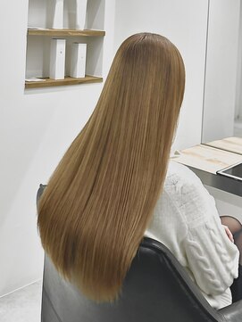 ヘルム(Helm) カッパーベージュ[名駅/透明感カラー/Wカラー/ハイライト]