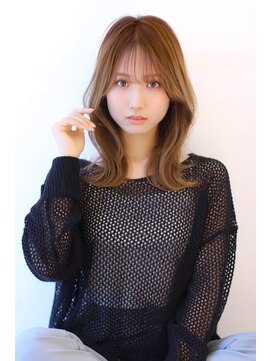 オーロ 塚口店(ORO) 外ハネミディアムボブブラウン