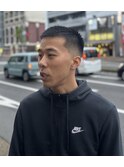 バズ　BUZZ クロップフェード