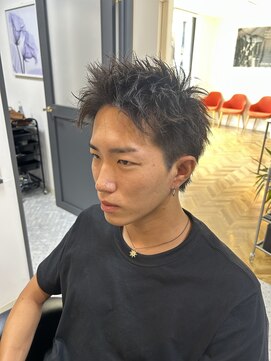 ソフトツイストパーマ×スパイキーショート