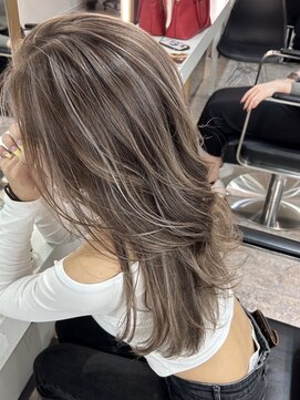 ブレンド 渋谷(BLend) ハイライトミディアムヘア暗めカラーオリーブグレー