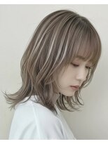 アンドモア(and MORE) ベージュハイライトカラー