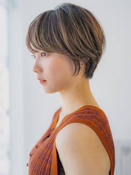 benji 横浜店【ベンジー】 ゆるい動きのシンプルショート　20代30代40代　2