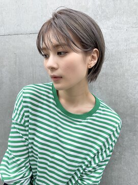 ミィ 表参道(mee.) mee.】ハセガワヒトシ　パールグレージュ☆シースルーバング