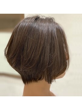 ナップヘアー 春日部店(nap hair) 前下がりショートボブ
