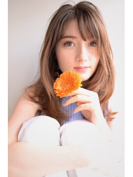 ノク(nok) パールブラウン_耳かけウェーブパーマフォギーベージュ