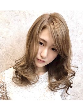 クラウド ナイン ブランシュ(CLOUD Nine blanche) クラシカル×アッシュベージュ