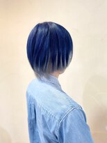 アゴストヘア コシガヤ Agosto hair KOSIGAYA 派手髪インナーカラー【ブルー×シルバー】