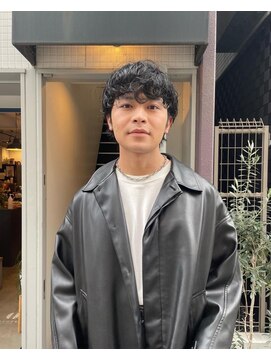 ポーズ(PAUSE) 大阪 梅田 メンズパーマ