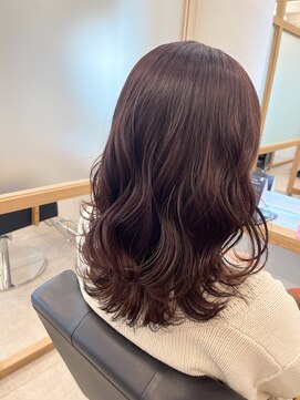  リュクスバトーバイトリコ 船橋南口店(Luxe BATEAU by tricot) ピンクブラウン