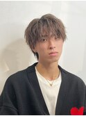 ツイストスパイラル波打ちスパイラルセンターパート刈り上げ束感