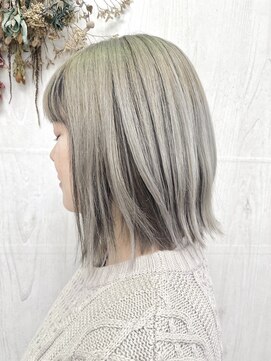 プランタン(Printemps) ぱつっとボブインナーカラーアンブレラカラーハイトーンホワイト