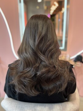 ウィクシーミミ 栄矢場町店(wixy mimi) 上品レイヤーカット×艶グレージュ