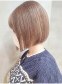 ミニボブ/ブリーチ/前下がり/ハイライト/ミルクティー/ベージュ