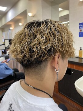 メンズ美容室 タカミ ブリーチパーマスタイル