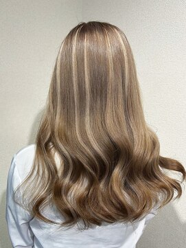 アンククロス 青山店(ANKH CROSS) ミルクティーベージュ×ハイライト風