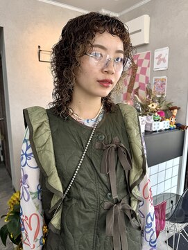 ナジック(749) くるくるパーマ×ウルフレイヤー