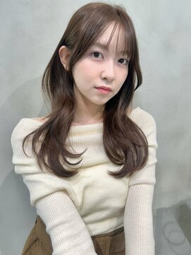 ナナローネス(nana loness) 顔まわりレイヤー　レイヤーカット　ワンカール　内巻き