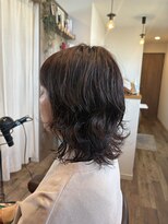 エニシ(Enishi)&nbsp;デジタルパーマでつくる外ハネボブパーマ