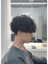 オン(on.)&nbsp;マッシュ波巻きパーマ