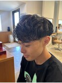 癖毛活かす！？　スペインカール風マッシュ