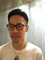 ヴィータ Hair Vita 癖毛の方もビシッと決まる。メンズサイドパートスタイル