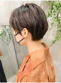 マッシュショート、オリーブベージュ、ベリーショート